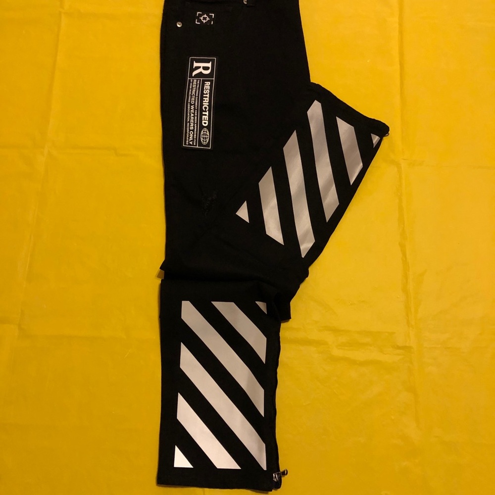 Pants - Picture 4 of 4